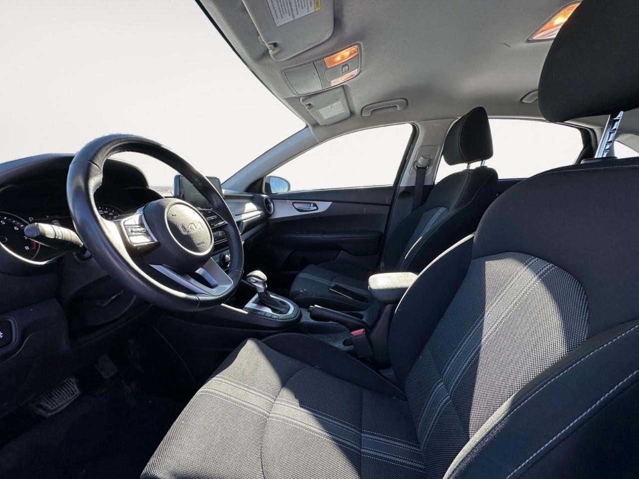 2022 Kia Forte Sedan LX IVT Photo