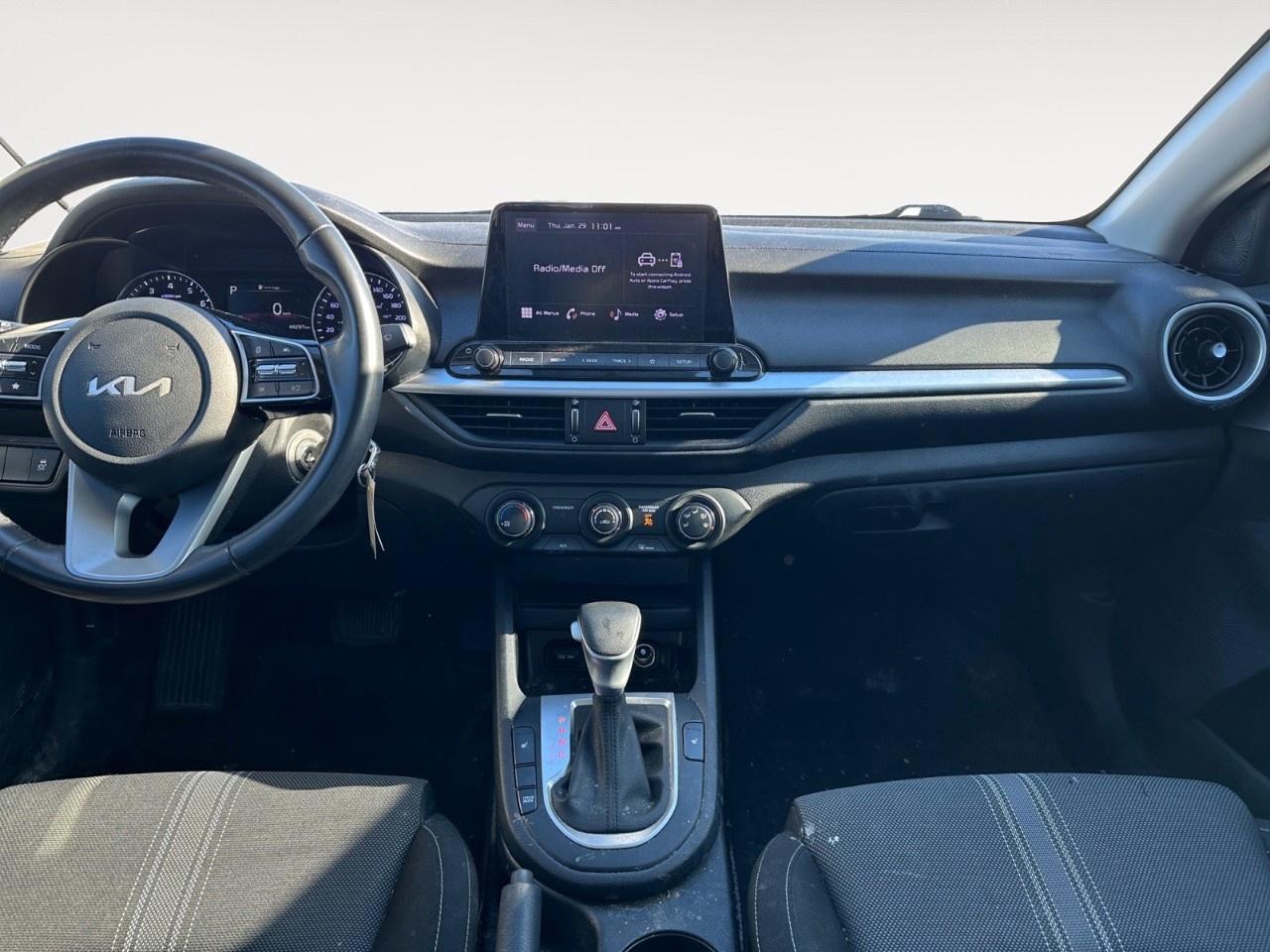 2022 Kia Forte Sedan LX IVT Photo