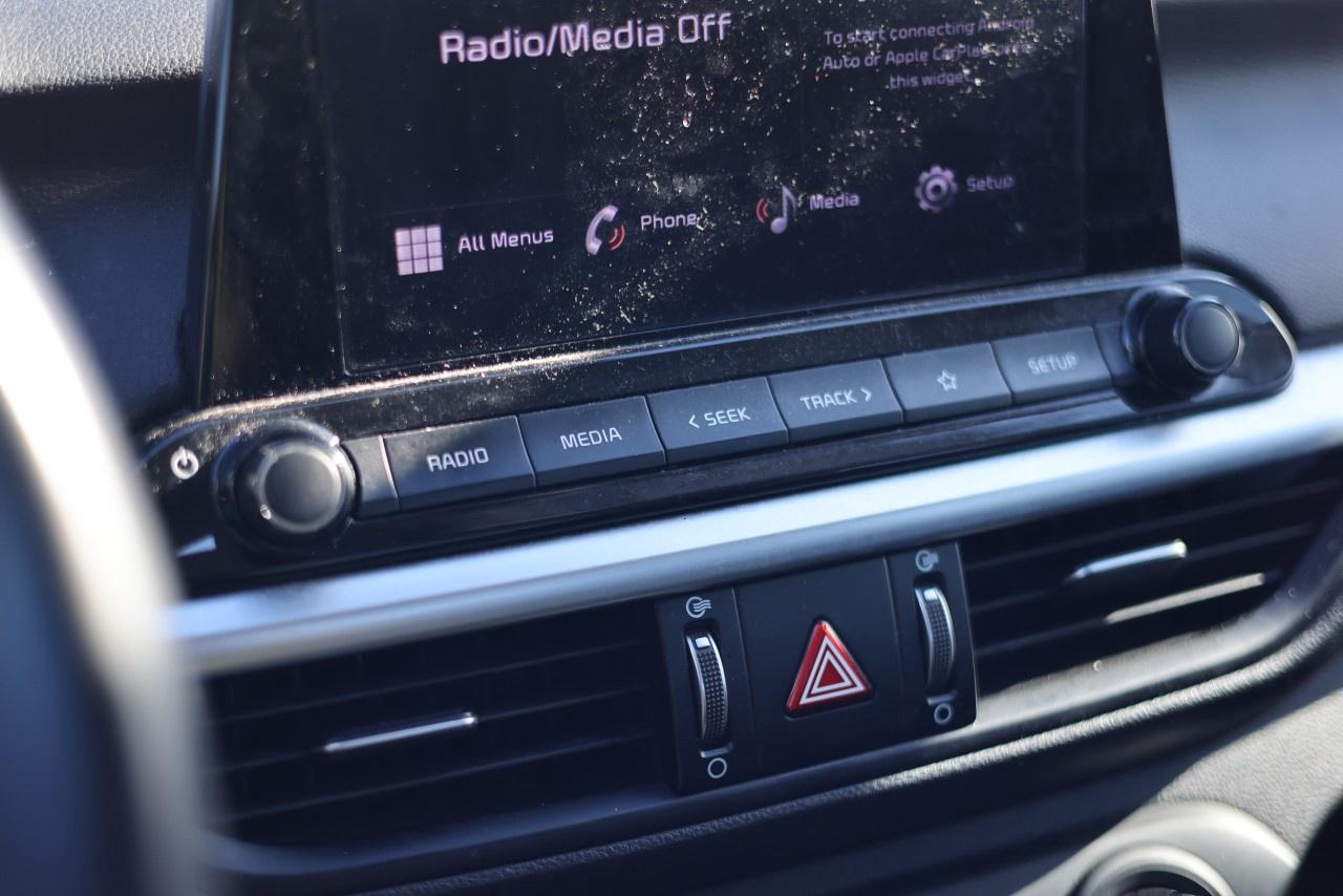 2022 Kia Forte Sedan LX IVT Photo