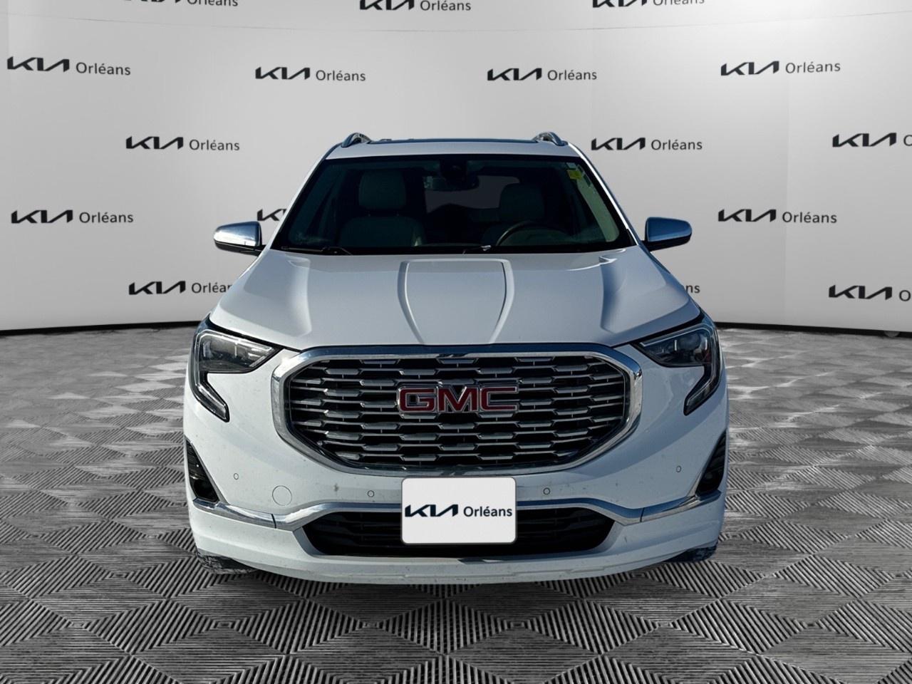 2020 GMC Terrain AWD Denali Photo