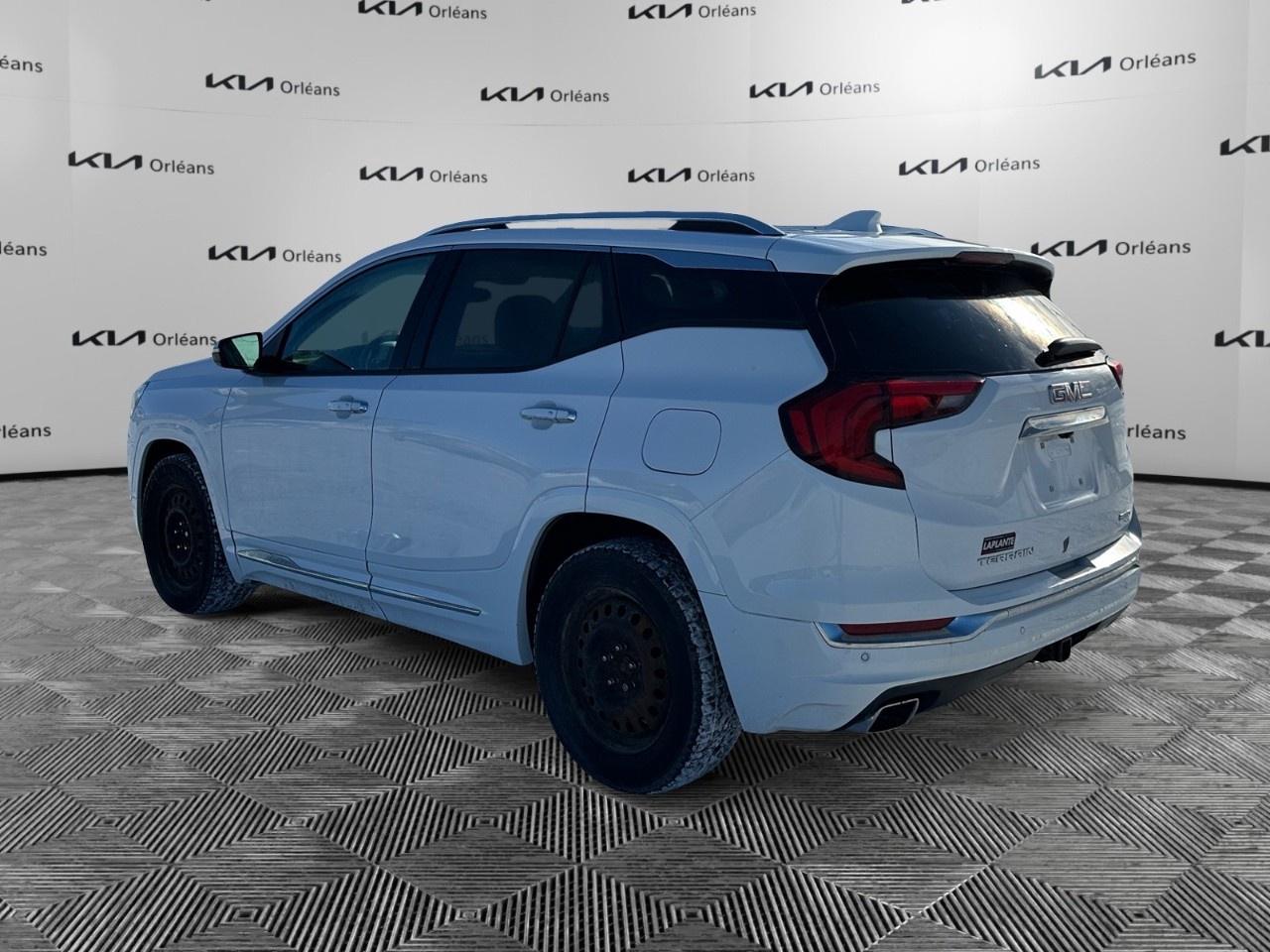 2020 GMC Terrain AWD Denali Photo