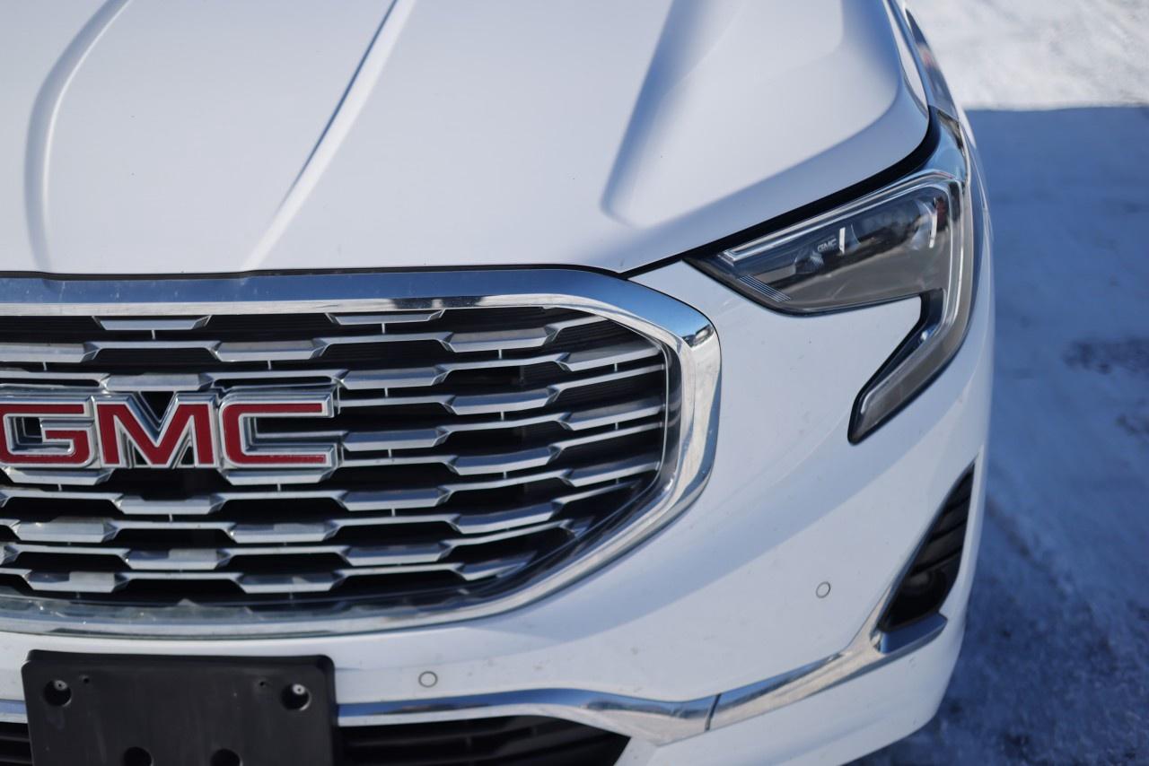 2020 GMC Terrain AWD Denali Photo