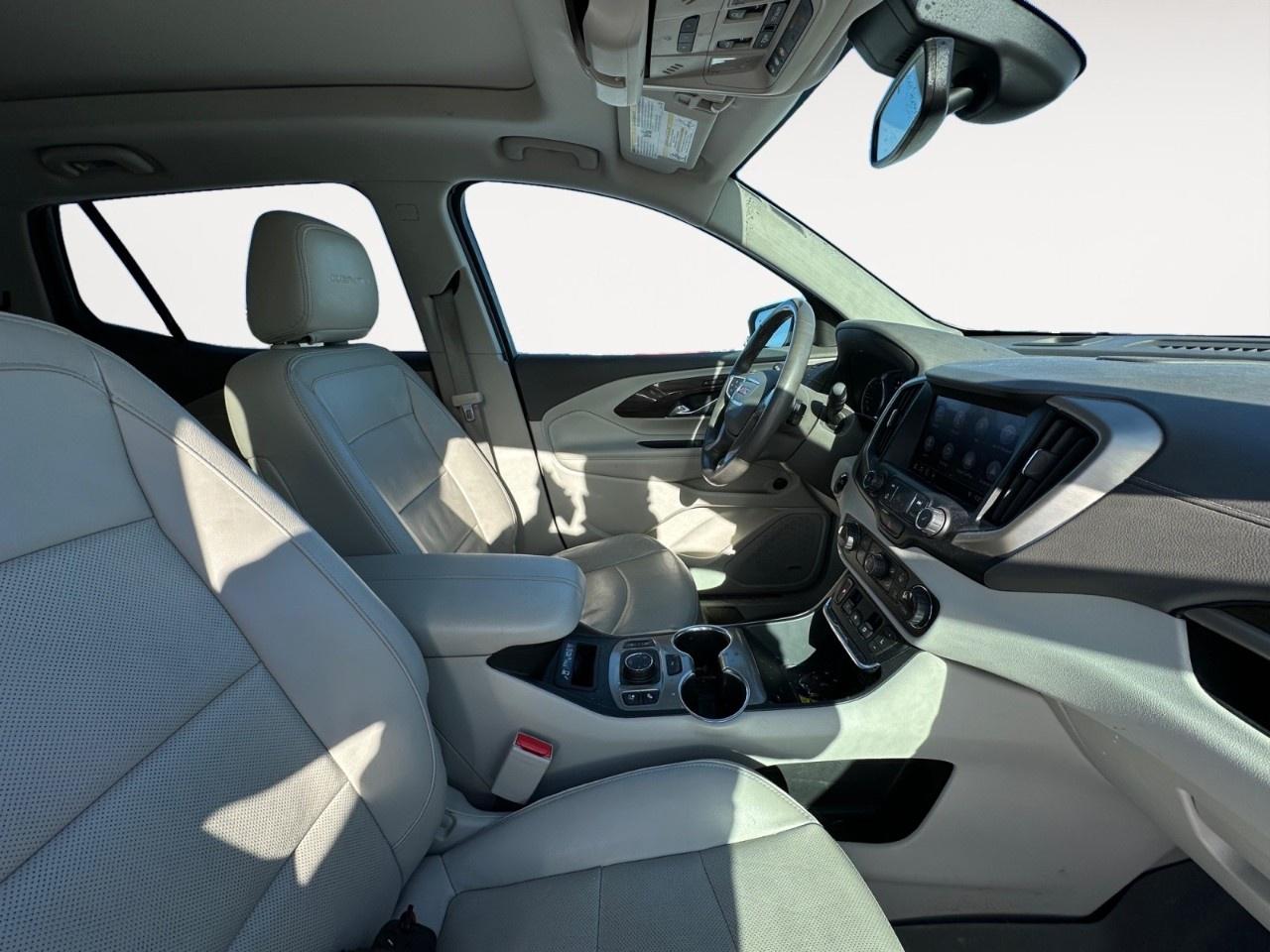 2020 GMC Terrain AWD Denali Photo