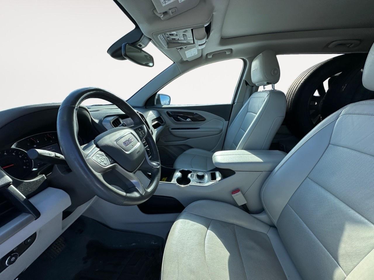 2020 GMC Terrain AWD Denali Photo