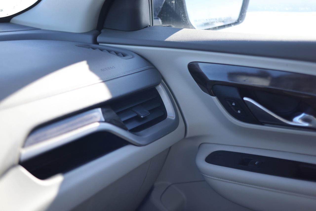 2020 GMC Terrain AWD Denali Photo