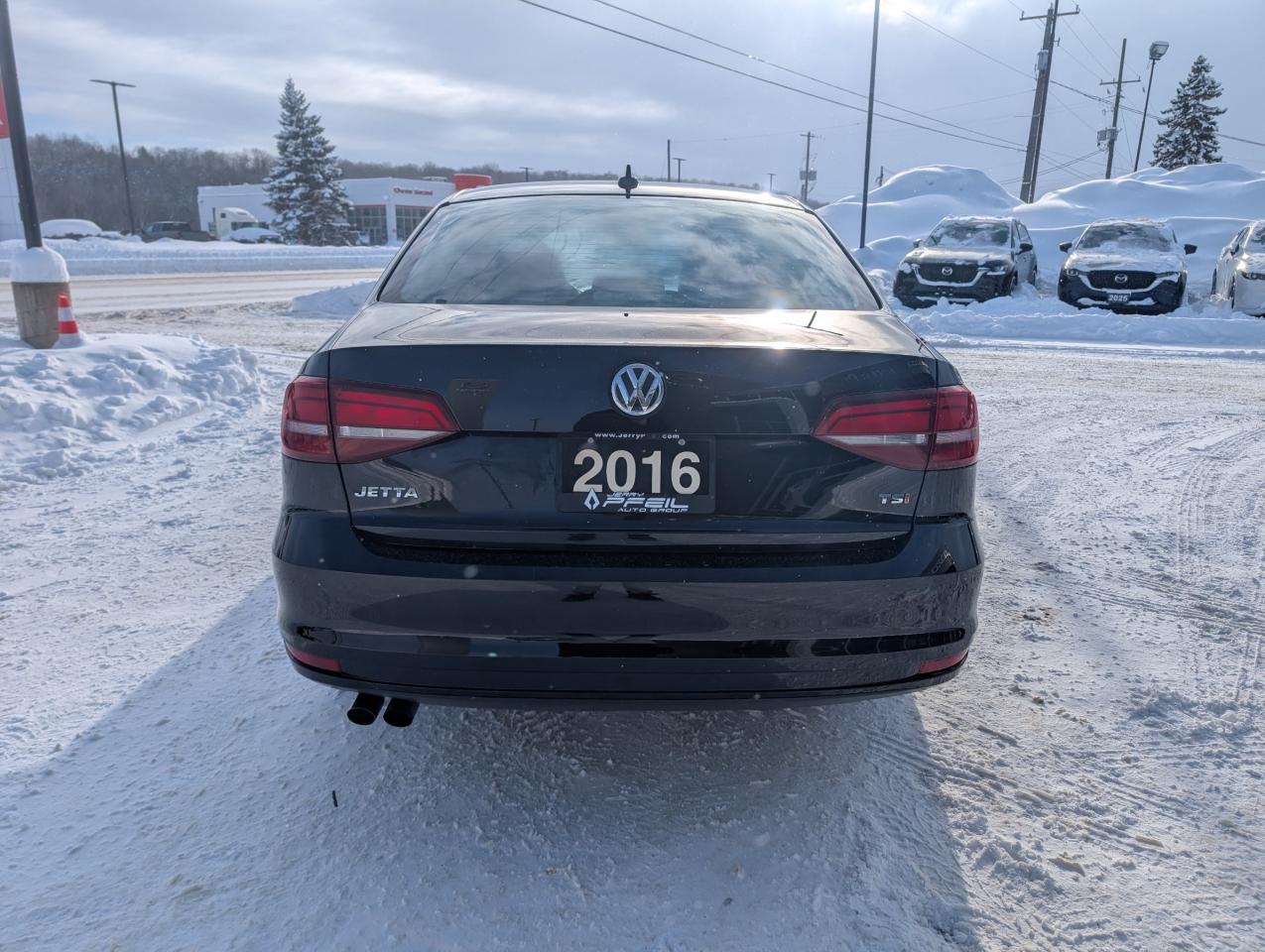 2016 Volkswagen Jetta 1.8 TSI Highline Photo
