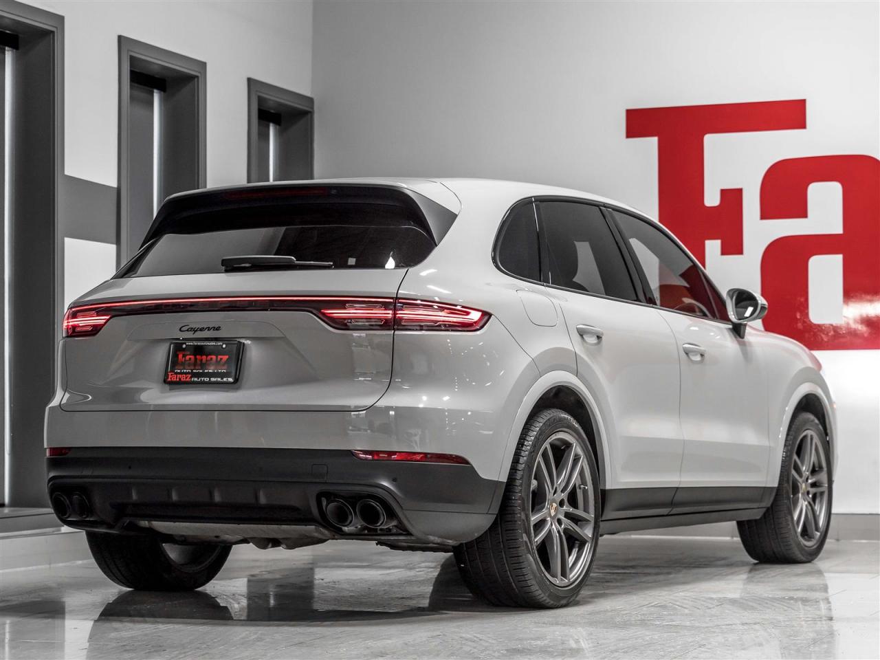 2021 Porsche Cayenne PREMIUM PKG|BOSE|21INCH|ACCIDENT FREE|ONE OWNER Photo2