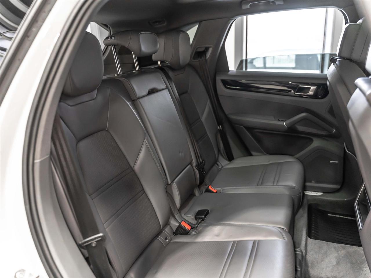 2021 Porsche Cayenne PREMIUM PKG|BOSE|21INCH|ACCIDENT FREE|ONE OWNER Photo