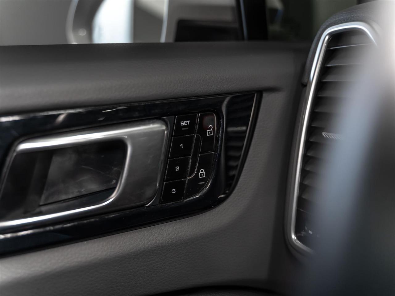 2021 Porsche Cayenne PREMIUM PKG|BOSE|21INCH|ACCIDENT FREE|ONE OWNER Photo