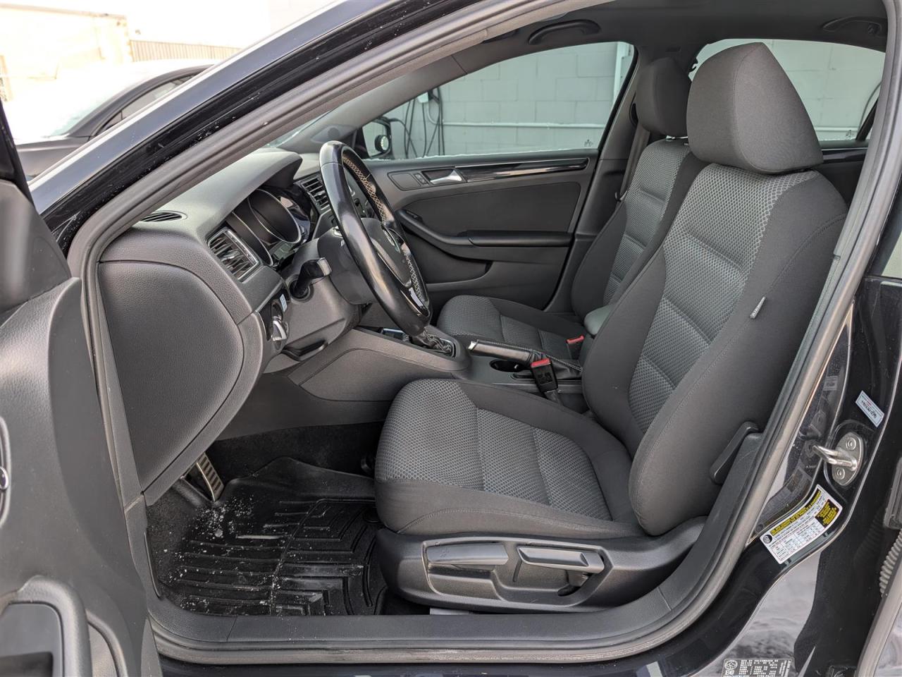 2015 Volkswagen Jetta TDI COMFORTLINE - SUNROOF - REV CAM - HTD SEATS Photo