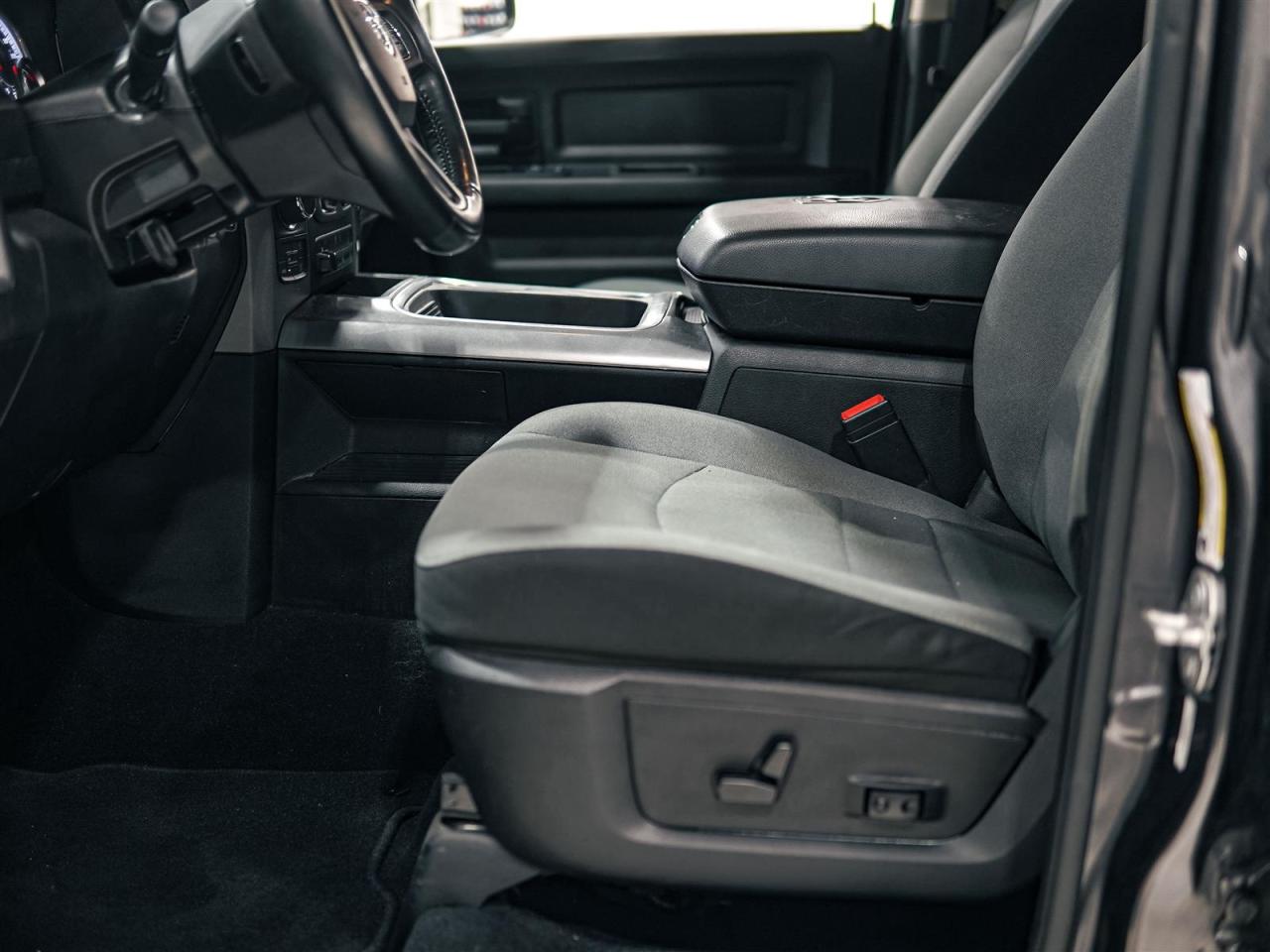 2022 RAM 1500 Classic EXPRESS | 5.7 HEMI | CREW | NIGHT PKG | SUB ZERO PKG Photo