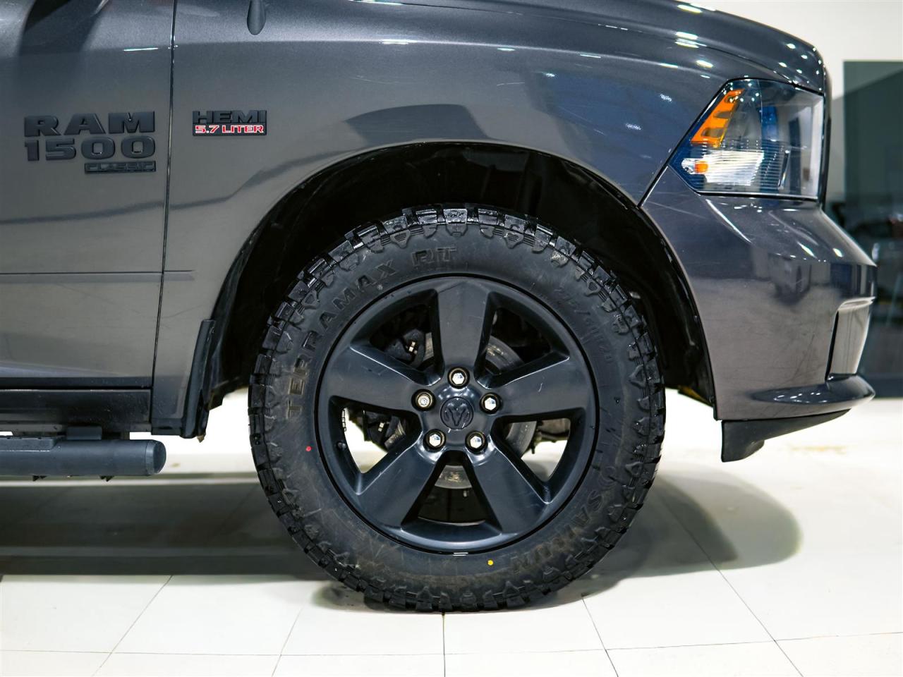 2022 RAM 1500 Classic EXPRESS | 5.7 HEMI | CREW | NIGHT PKG | SUB ZERO PKG Photo