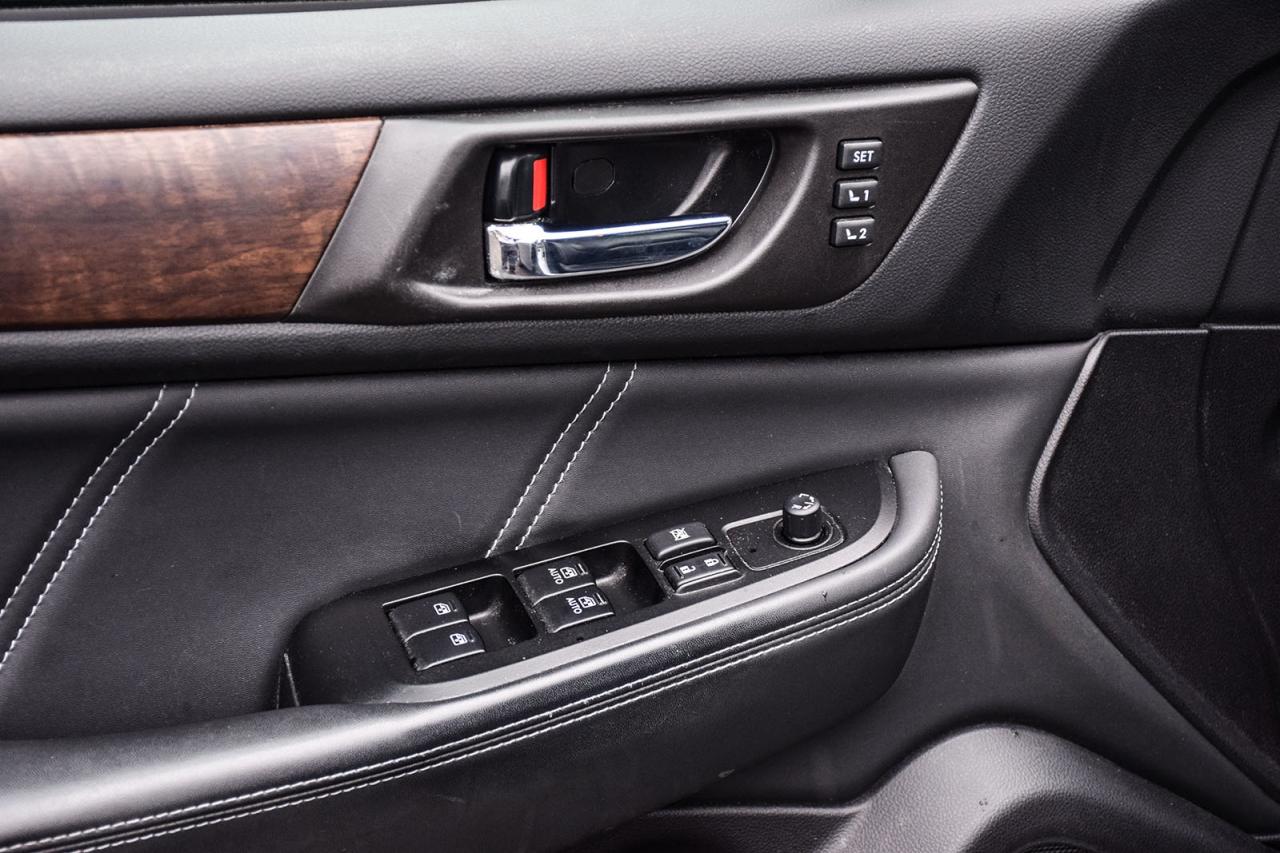 2018 Subaru Outback Limited SUNROOF EYESIGHT LEATHER Photo