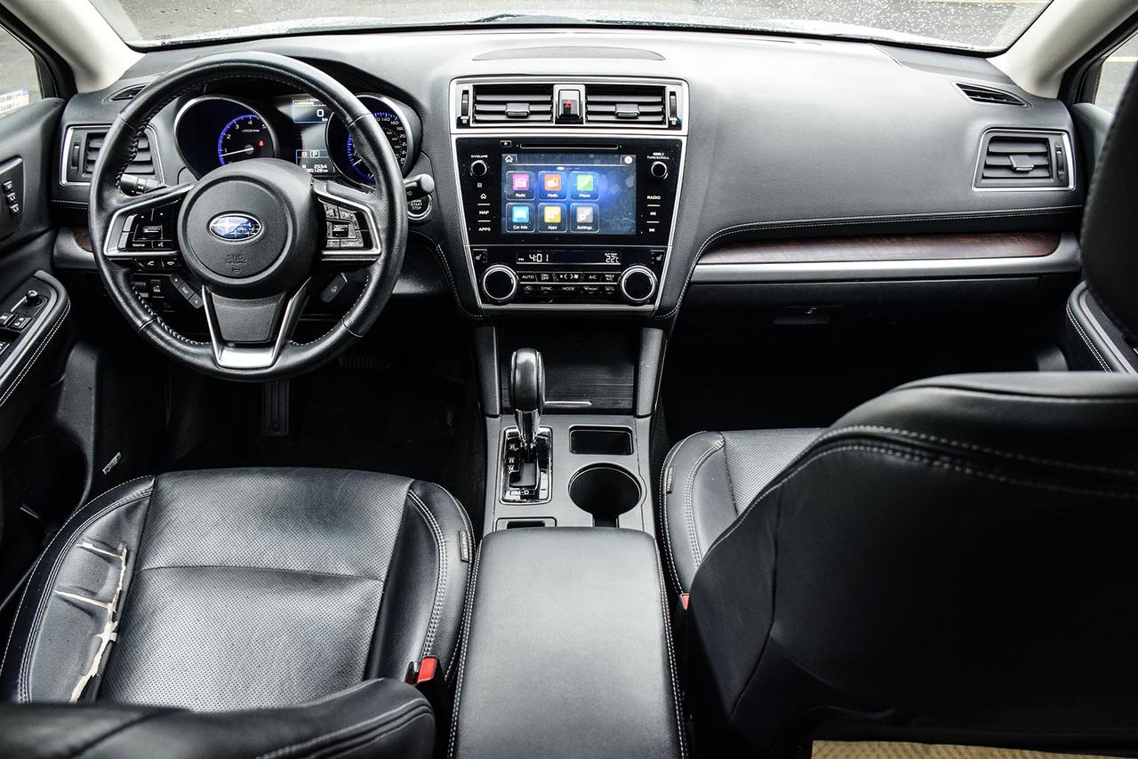 2018 Subaru Outback Limited SUNROOF EYESIGHT LEATHER Photo