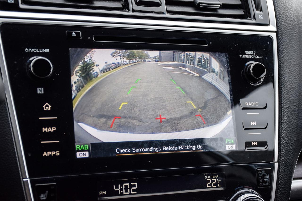 2018 Subaru Outback Limited SUNROOF EYESIGHT LEATHER Photo