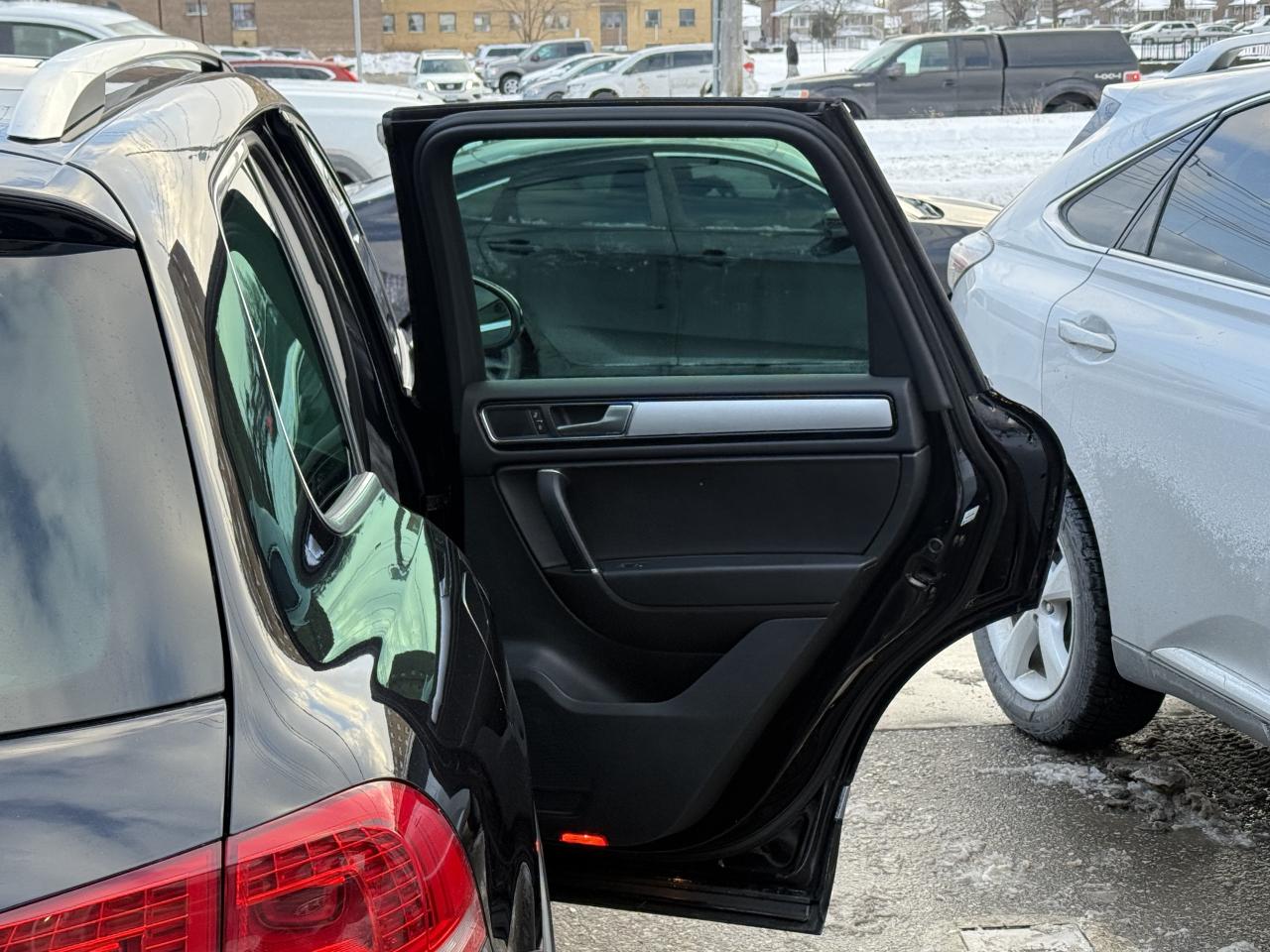 2016 Volkswagen Touareg SPORT LUX | PANO | 360 CAMERA | NAVI Photo