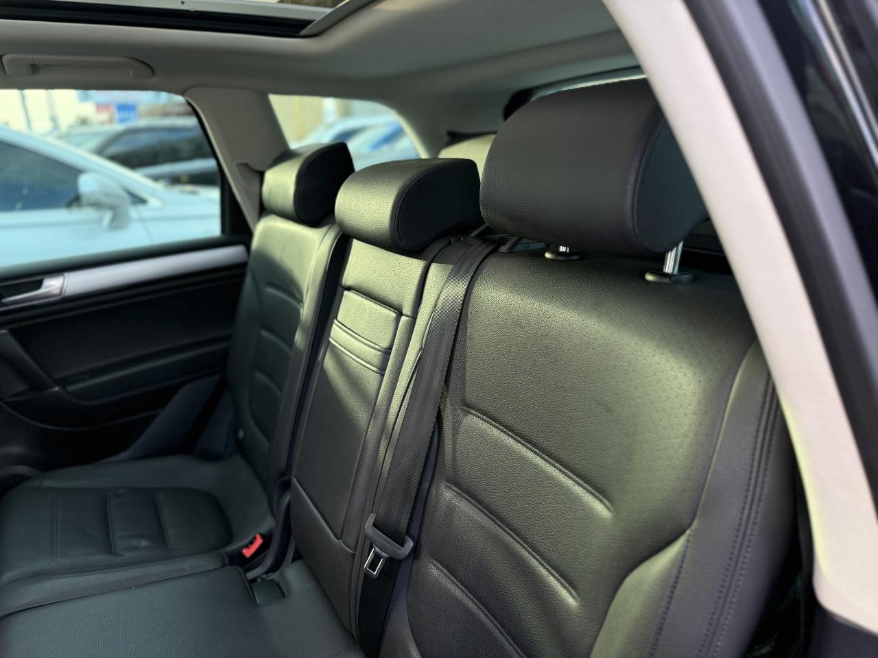 2016 Volkswagen Touareg SPORT LUX | PANO | 360 CAMERA | NAVI Photo