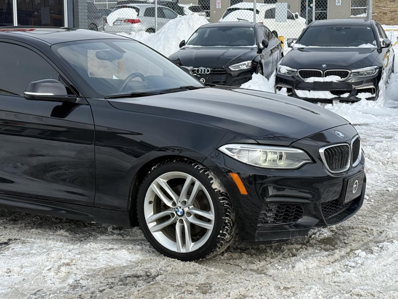 2016 BMW 2-Series //M PKG | RED LEATHER | SUNROOF | HEATED STEERING Photo