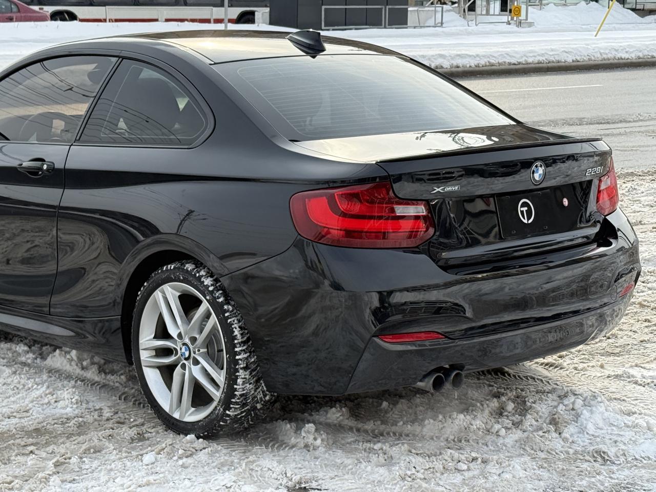 2016 BMW 2-Series //M PKG | RED LEATHER | SUNROOF | HEATED STEERING Photo
