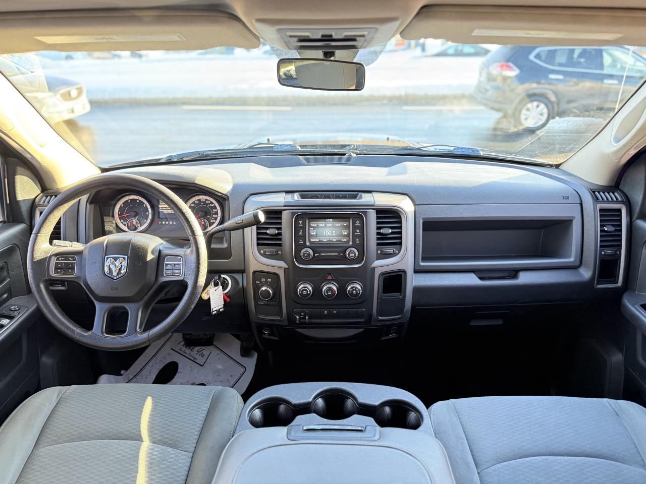 2017 RAM 1500 TRADESMAN | 5.7 V8 | FINANCE | NO ACCIDENTS Photo