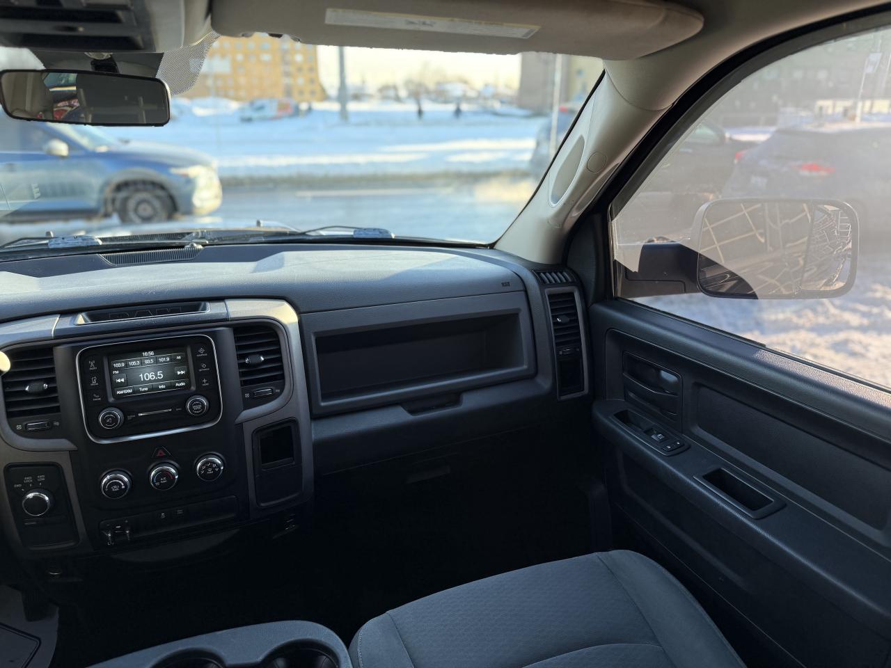 2017 RAM 1500 TRADESMAN | 5.7 V8 | FINANCE | NO ACCIDENTS Photo