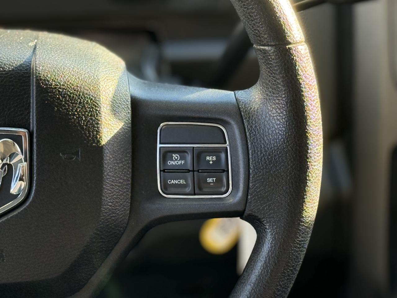 2017 RAM 1500 TRADESMAN | 5.7 V8 | FINANCE | NO ACCIDENTS Photo