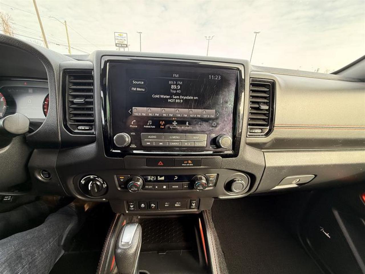 2023 Nissan Frontier Crew Cab PRO-4X 4x4 at Photo