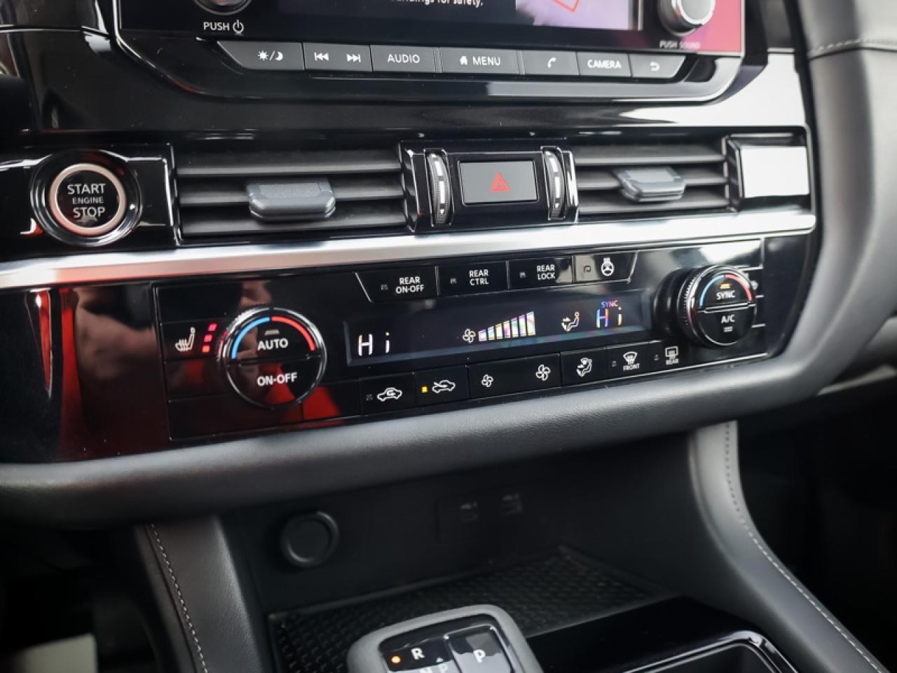 2024 Nissan Pathfinder SV  - Sunroof -  Navigation Photo