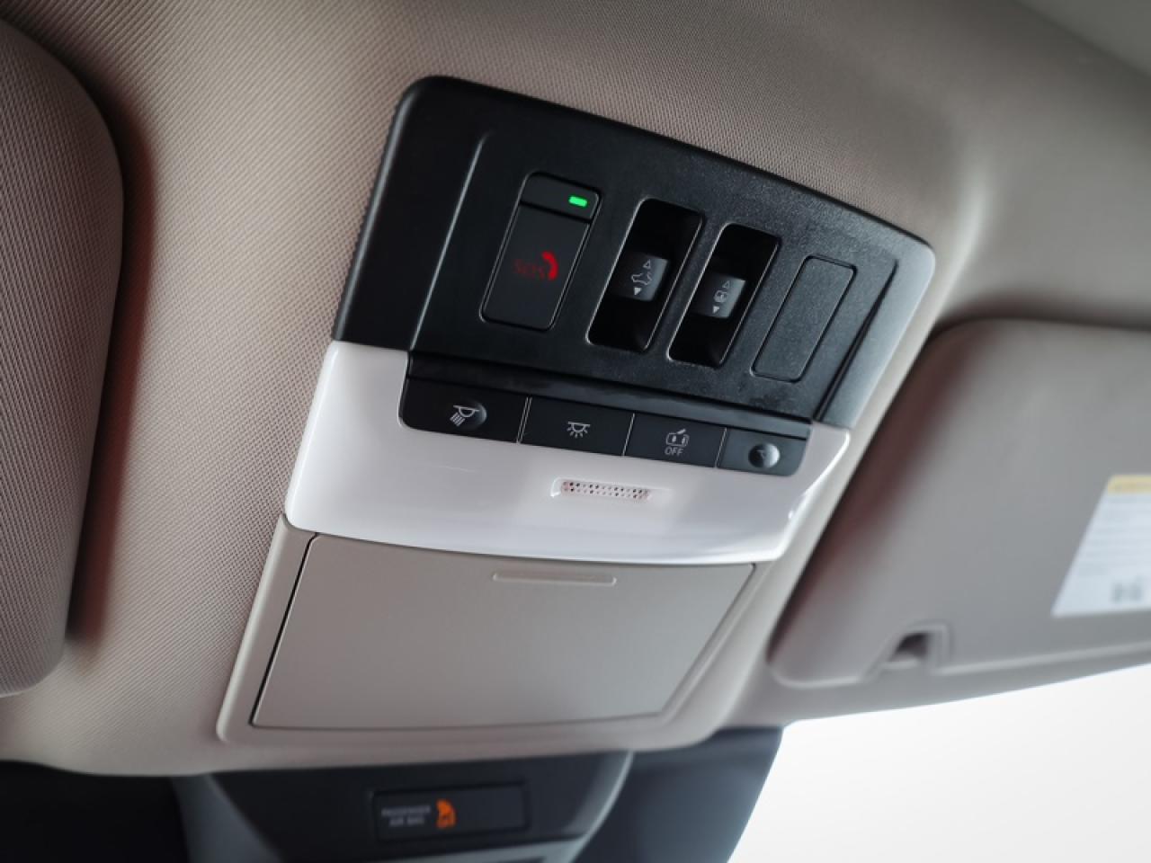 2024 Nissan Pathfinder SV  - Sunroof -  Navigation Photo