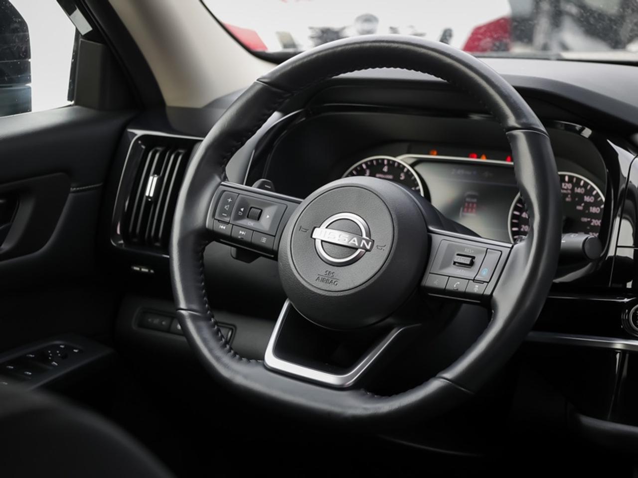 2024 Nissan Pathfinder SV  - Sunroof -  Navigation Photo