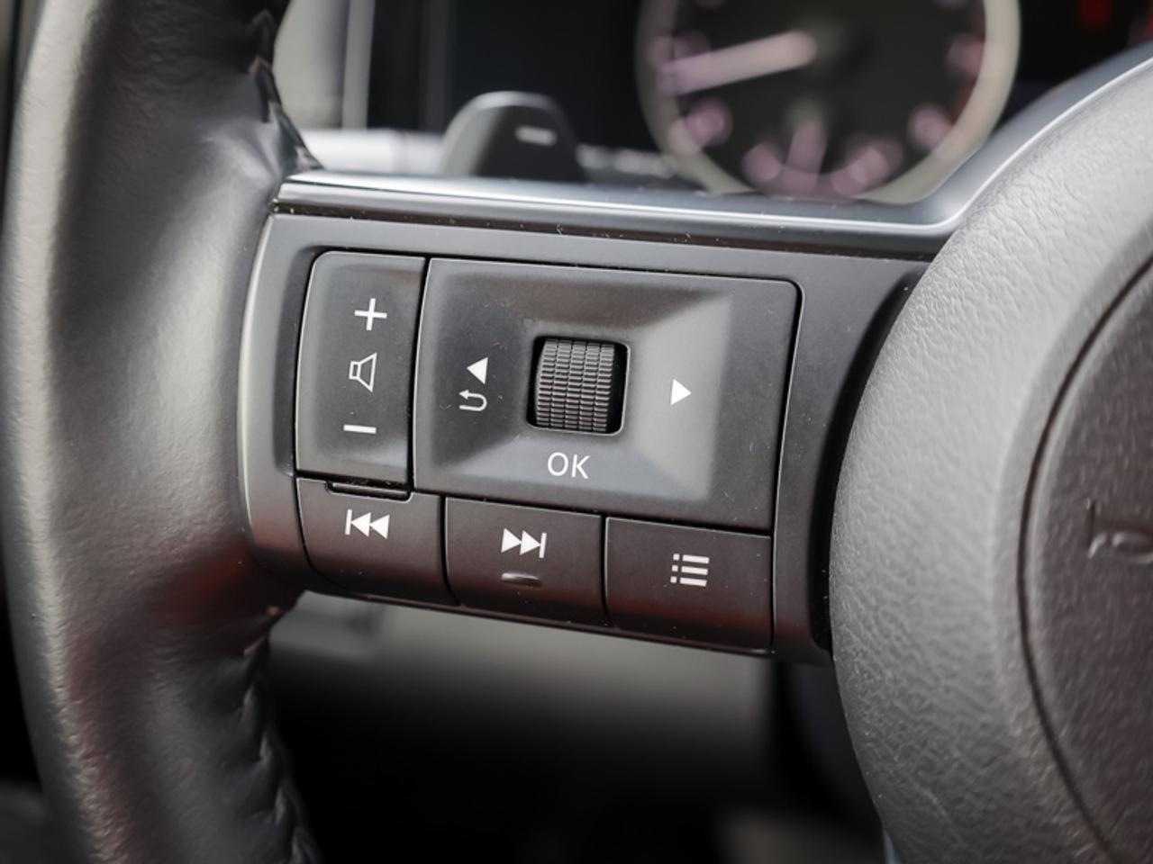 2024 Nissan Pathfinder SV  - Sunroof -  Navigation Photo