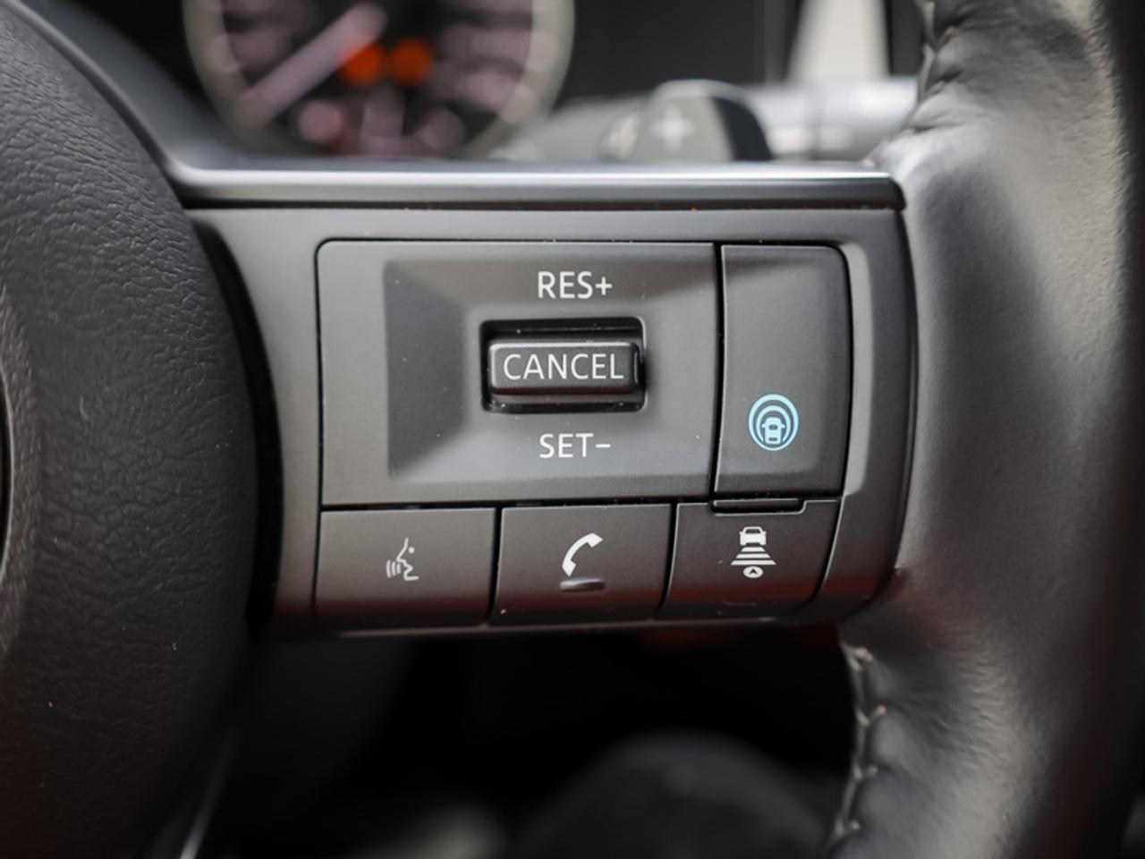 2024 Nissan Pathfinder SV  - Sunroof -  Navigation Photo