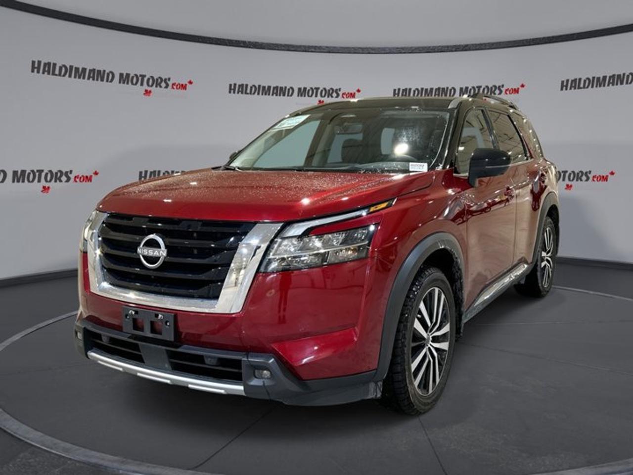 2024 Nissan Pathfinder Platinum 4WD | Leather Seats | Photo0