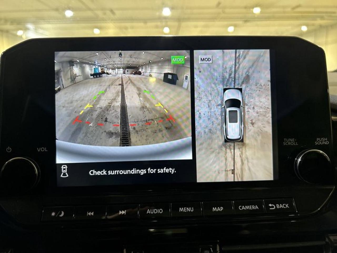 2024 Nissan Pathfinder Platinum 4WD | Leather Seats | Photo