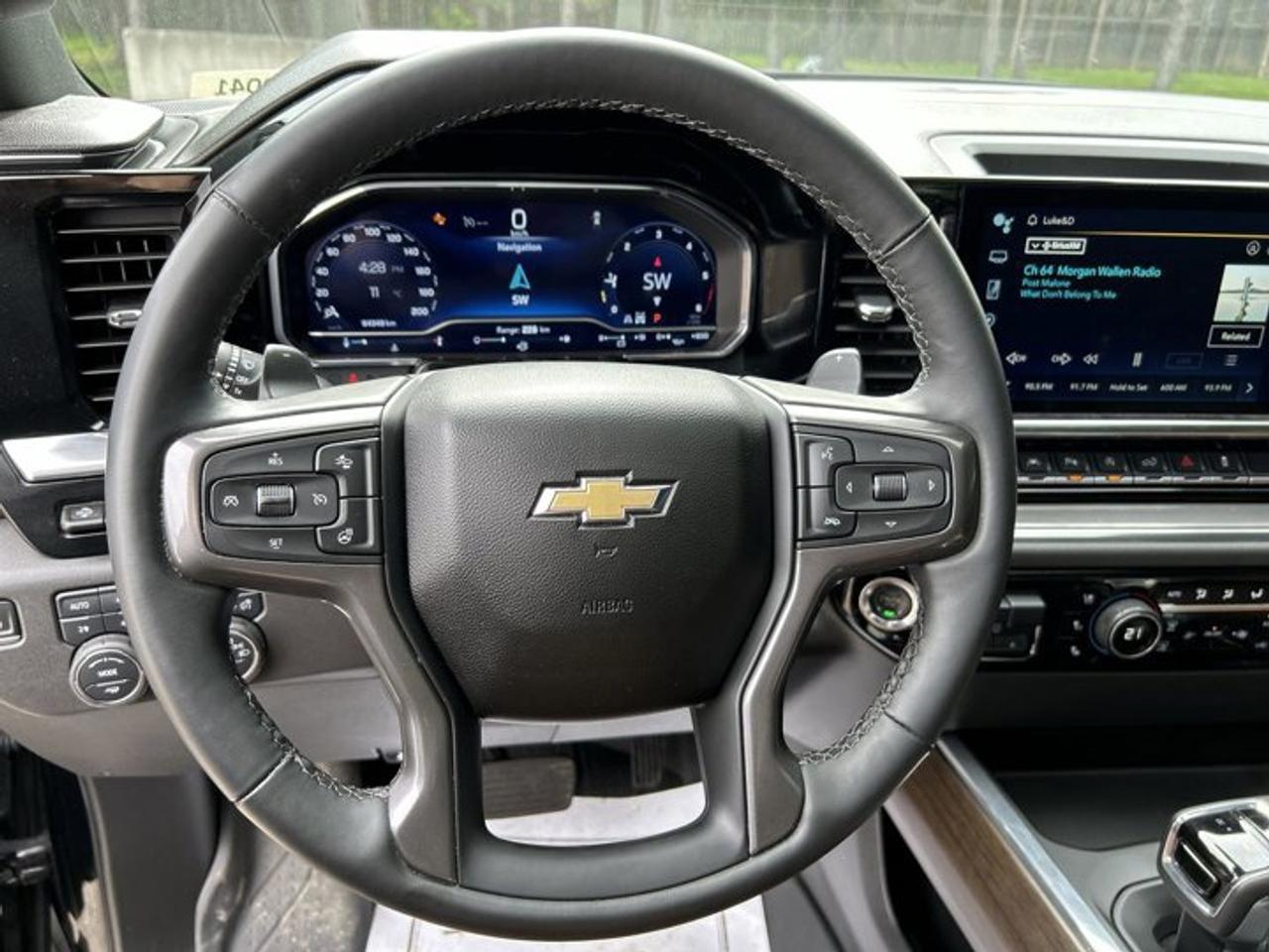 2025 Chevrolet Silverado 1500 High Country 4x4 Crew Cab 6.5ft box Photo