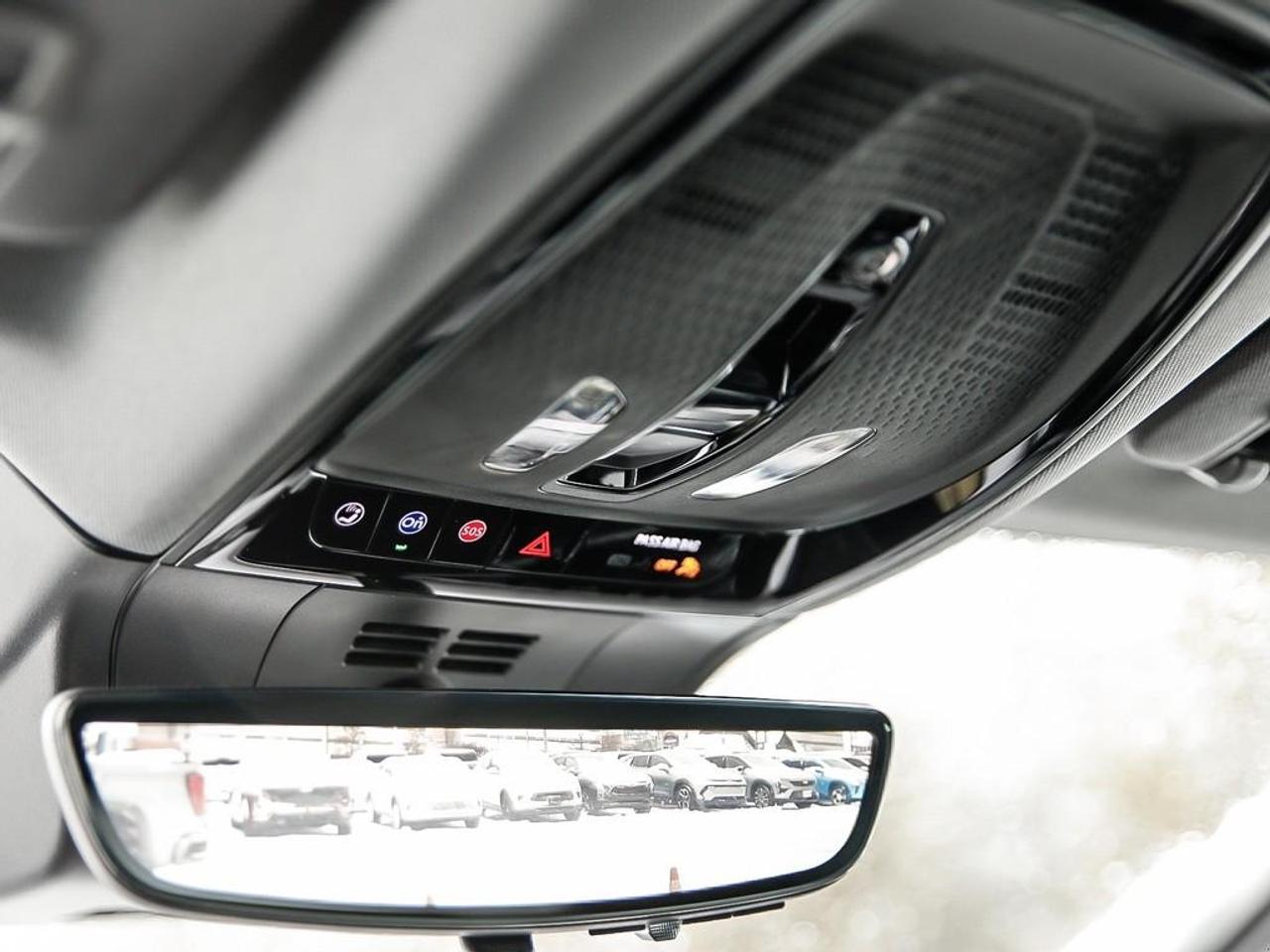 2023 Hyundai PALISADE Ultimate Calligraphy 7-Passenger Photo