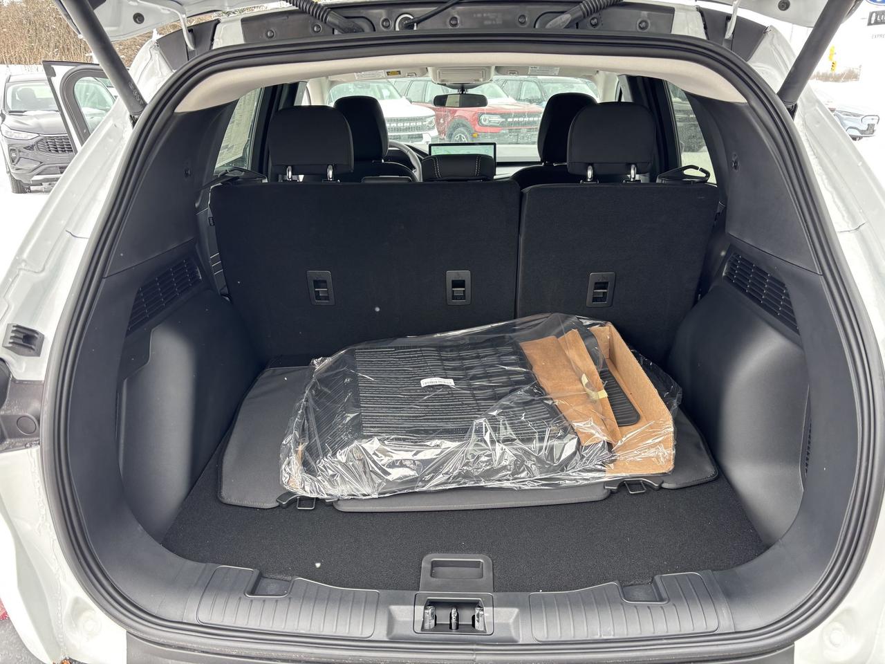 2026 Ford Escape ACTIVE, NAVIGATION, ADAPTIVE CRUISE, REMOTE START Photo