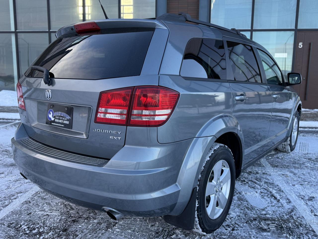 2010 Dodge Journey SXT Photo