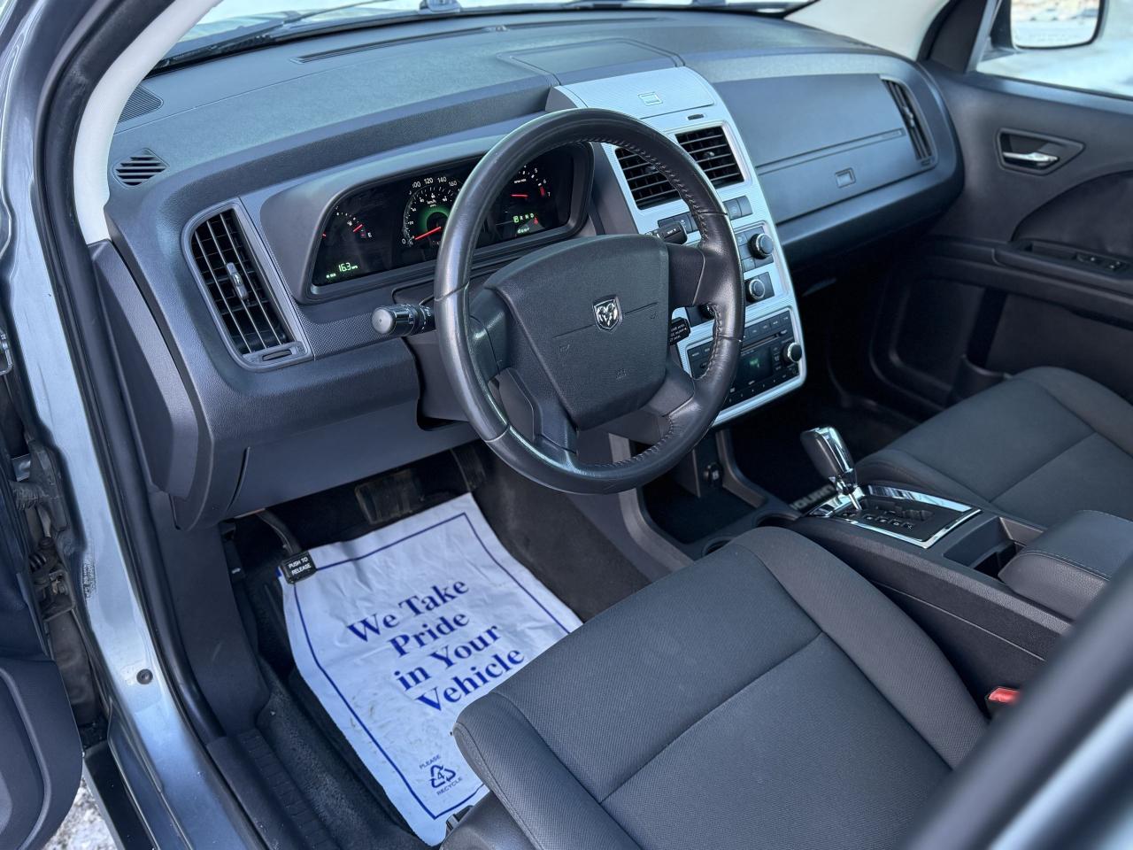 2010 Dodge Journey SXT Photo