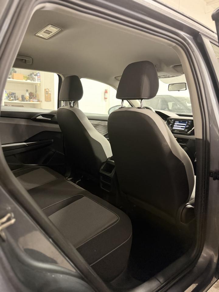 2022 Volkswagen Taos Trendline Photo