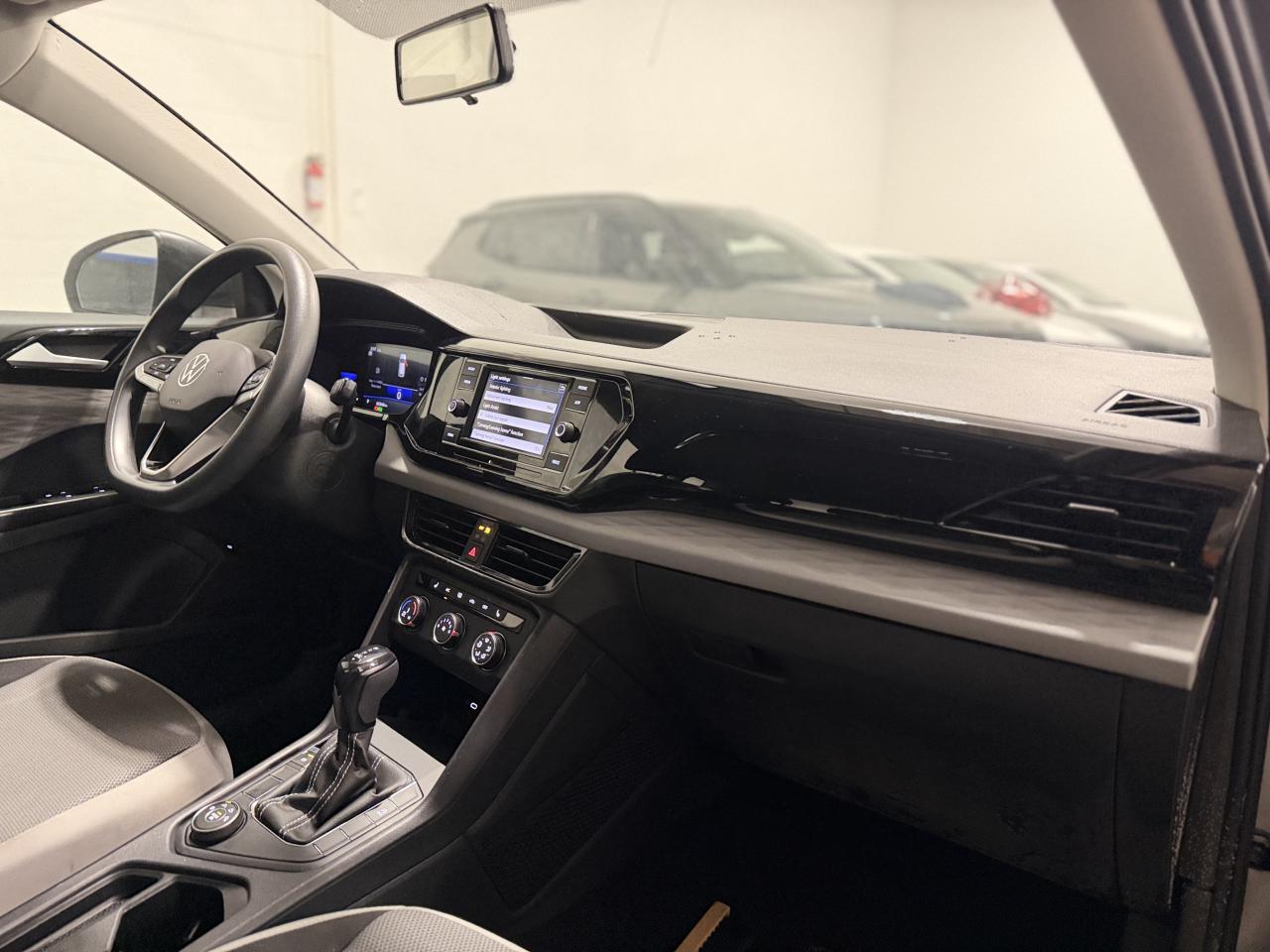 2022 Volkswagen Taos Trendline Photo