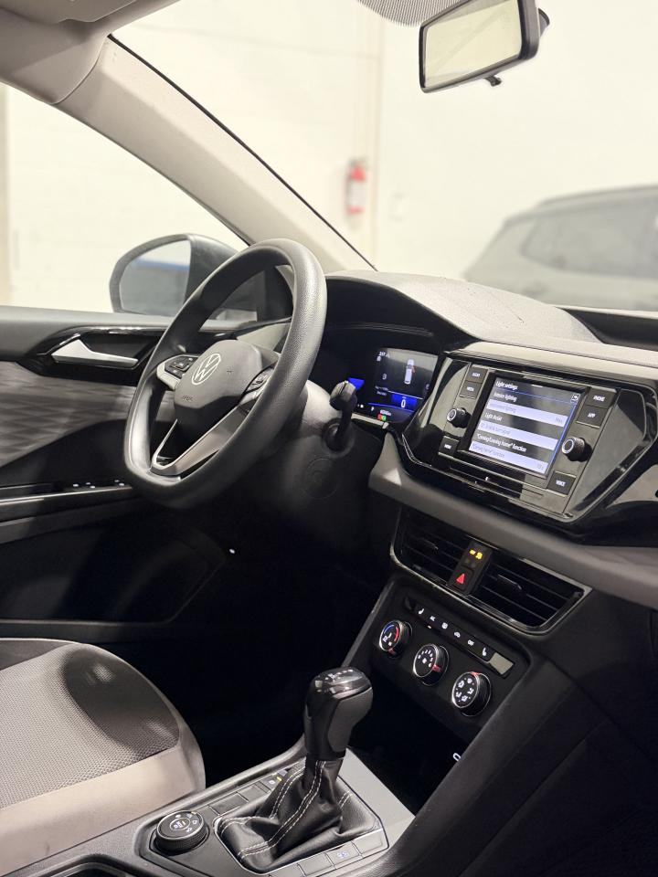 2022 Volkswagen Taos Trendline Photo