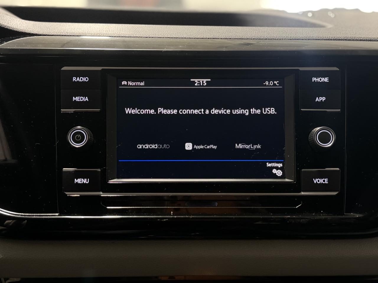 2022 Volkswagen Taos Trendline Photo