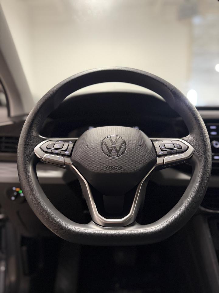 2022 Volkswagen Taos Trendline Photo