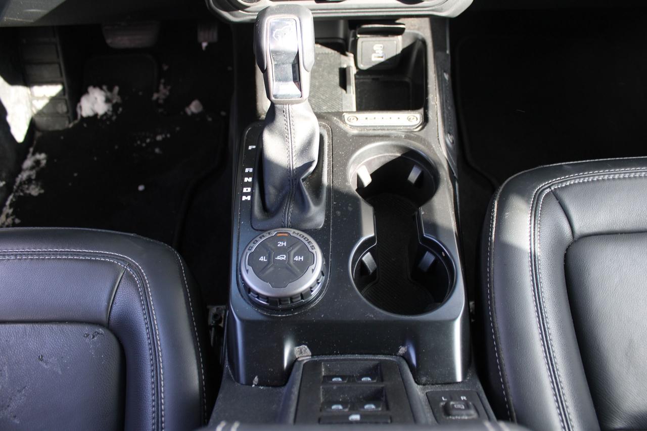 2025 Ford Bronco Outer Banks Photo