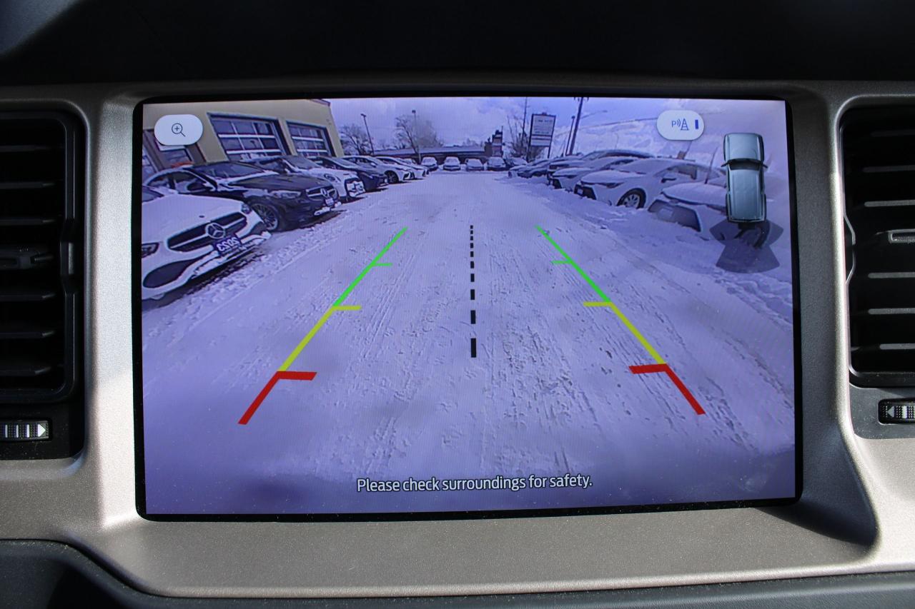 2025 Ford Bronco Outer Banks Photo