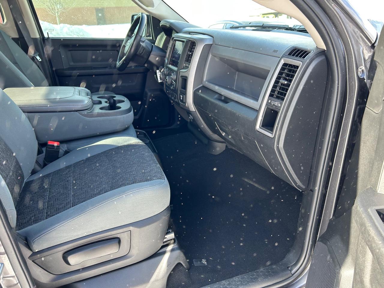 2020 RAM 1500 Classic EXPRESS Photo