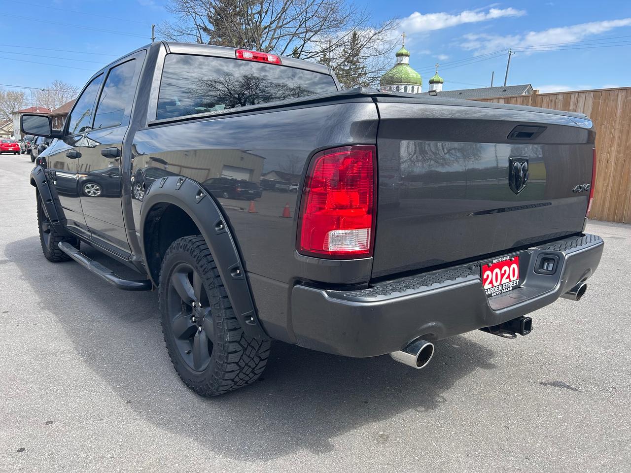 2020 RAM 1500 Classic EXPRESS Photo