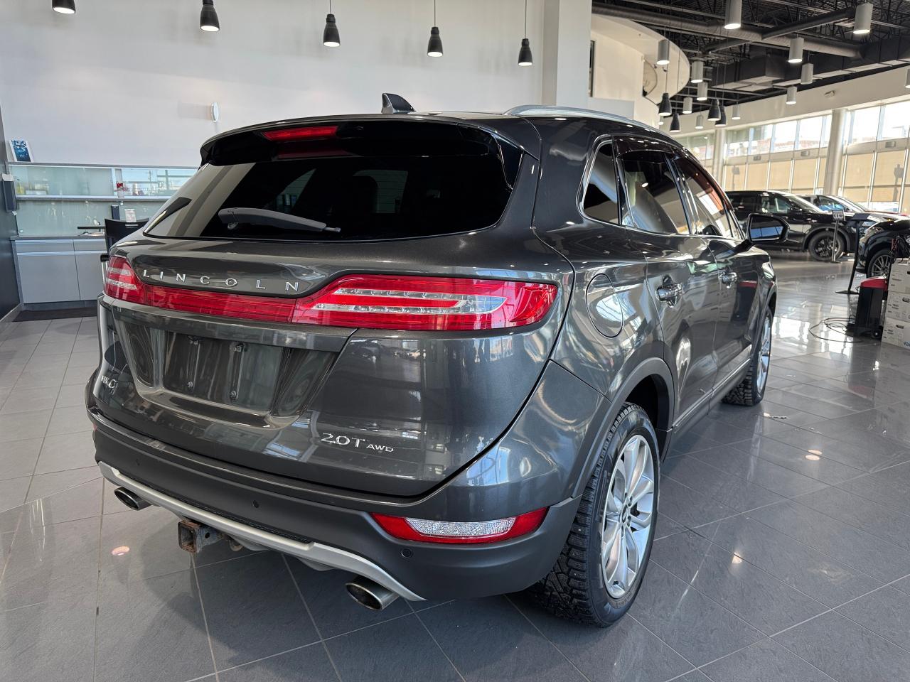 2017 Lincoln MKC Select Photo2