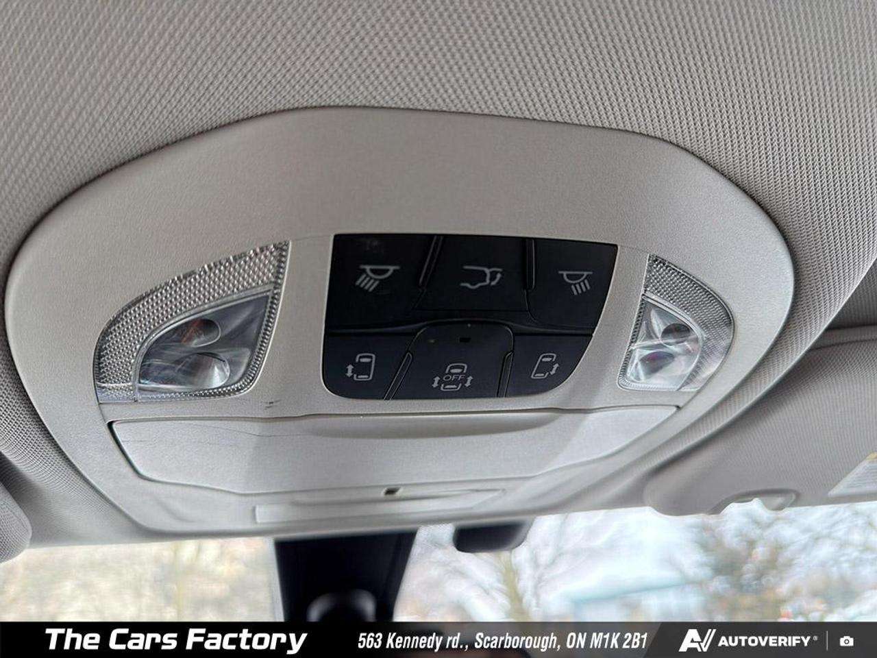 2017 Chrysler Pacifica Touring-L 096,739KM Leather/Camera No Accident! Photo